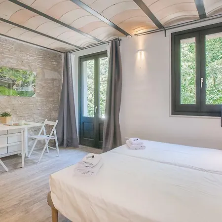 Flateli - Duplex Rambla Apartment Girona